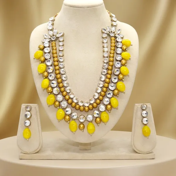 Three_Layer_Antique_Yellow_Beads_And_Alloy_Copper_Jewellery_Set_For_Women