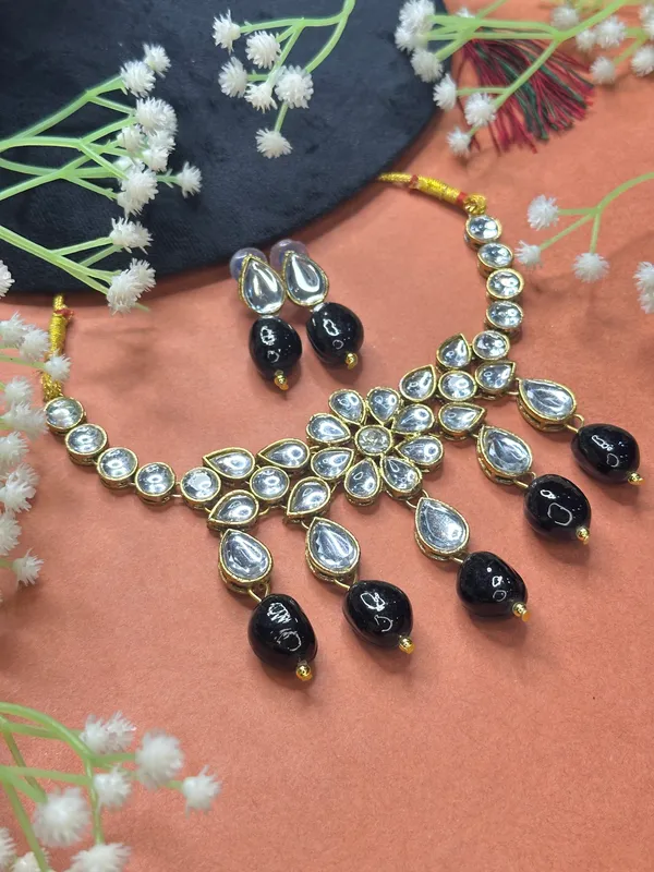 Black_Silver_Metal_Copper_Jewellery_Set_For_Women