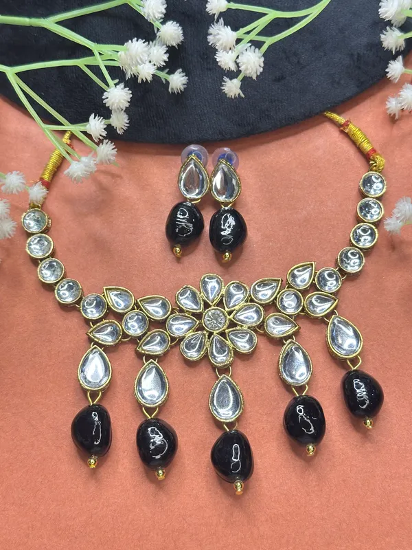 Black_Silver_Metal_Copper_Jewellery_Set_For_Women