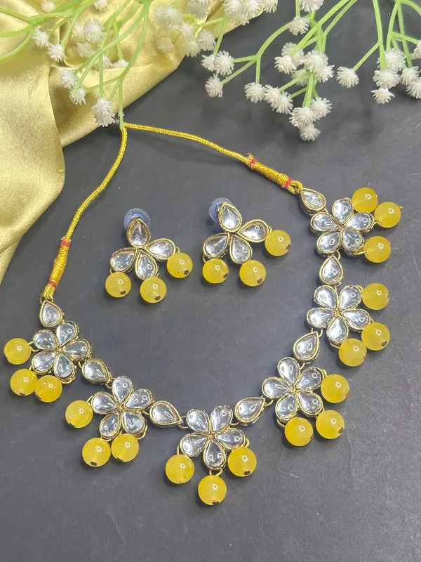 Yellow_Alloy_Jewellery_Set_For_Women