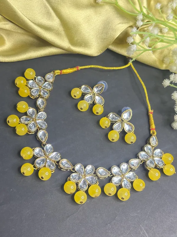 Yellow_Alloy_Jewellery_Set_For_Women