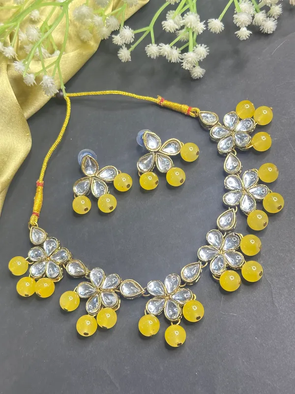 Yellow_Alloy_Jewellery_Set_For_Women
