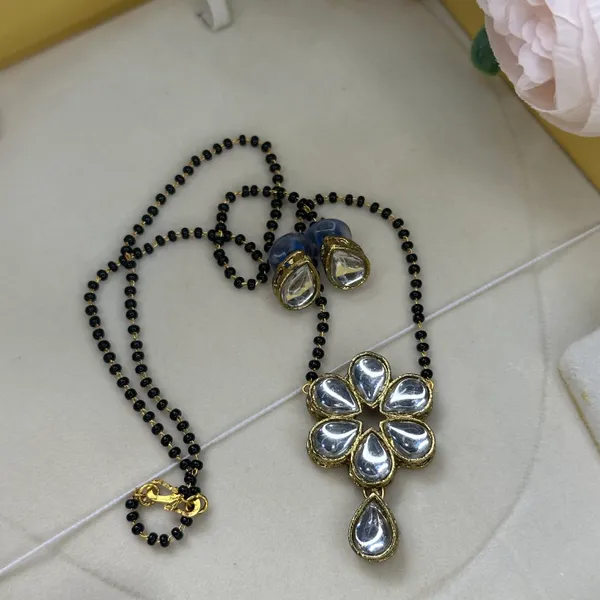 18_Inch_Daily_Wear_Allure_Fusion_Kundan_Mangalsutra_For_Women