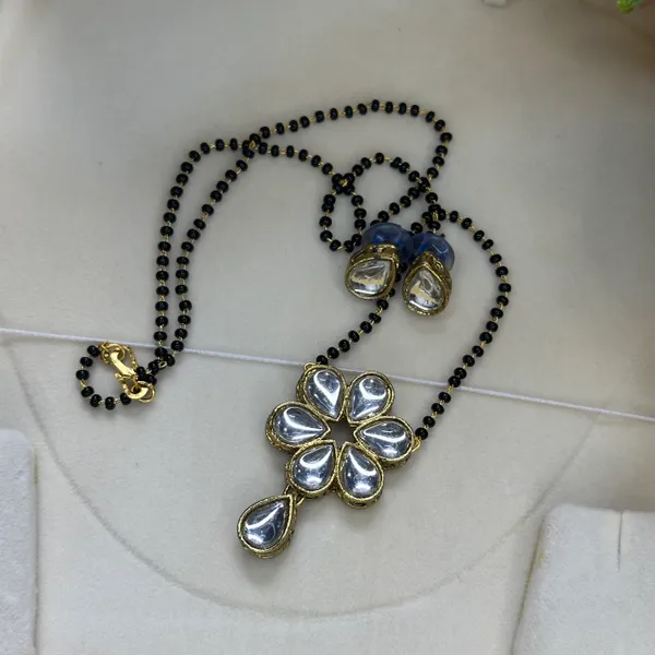 18_Inch_Daily_Wear_Allure_Fusion_Kundan_Mangalsutra_For_Women