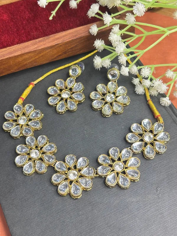 Gold_Blue_Alloy_Copper_Jewellery_Set_For_Women