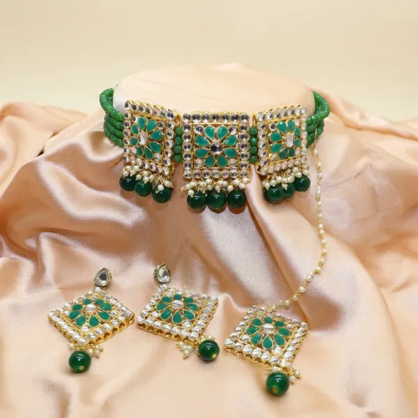 Green_Alloy_Gold_Plated_Jewellery_Set_For_Women