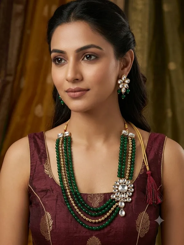 Four_Layer_Green_Pearl_And_Kundan_Necklace_Set