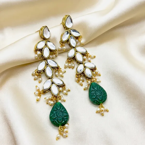 Stuning_Kundan_Long_Earring_With_Antique_Green_Beads