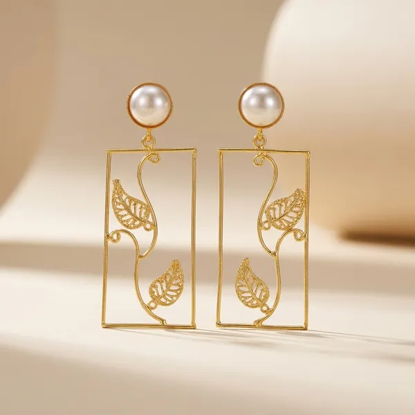 Dhivara_Anti_Tarnish_Gold_Plated_Elena_Brass_Earring