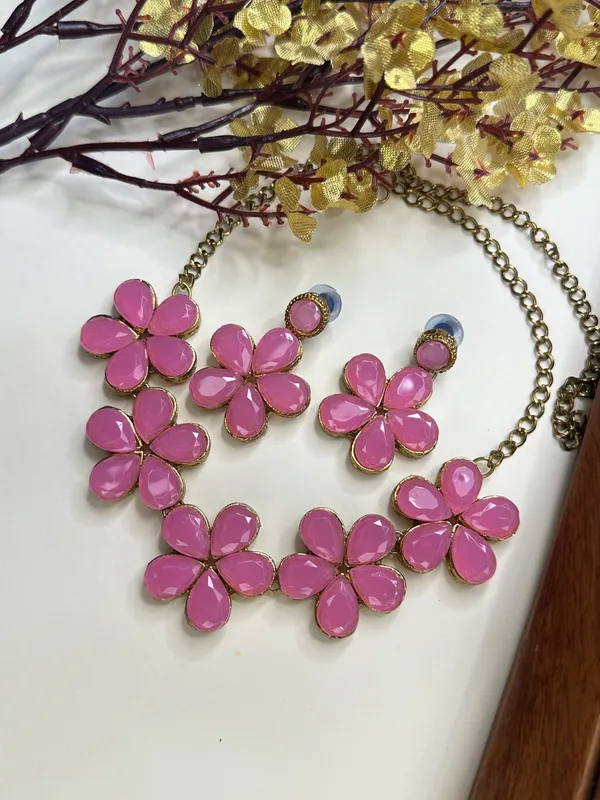 Pink_Alloy_Jewellery_Set_For_Women