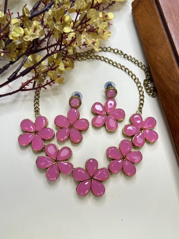 Pink_Alloy_Jewellery_Set_For_Women