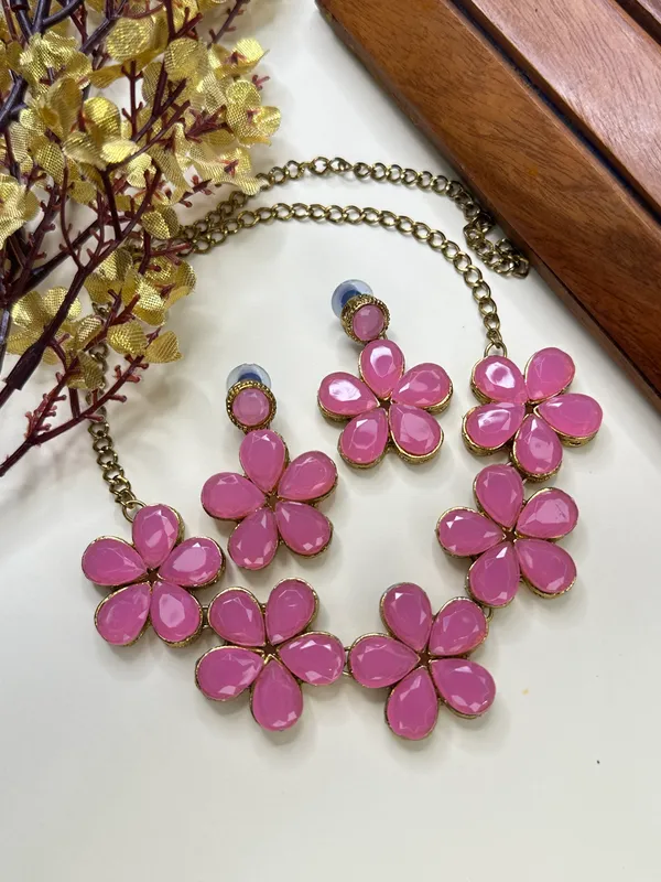 Pink_Alloy_Jewellery_Set_For_Women