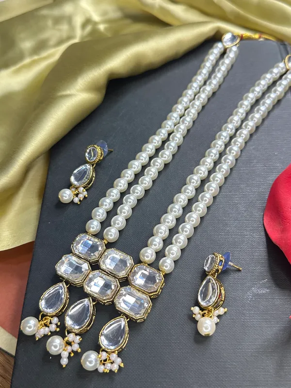 Two_Layer_White_Alloy_Jewellery_Set_For_Women