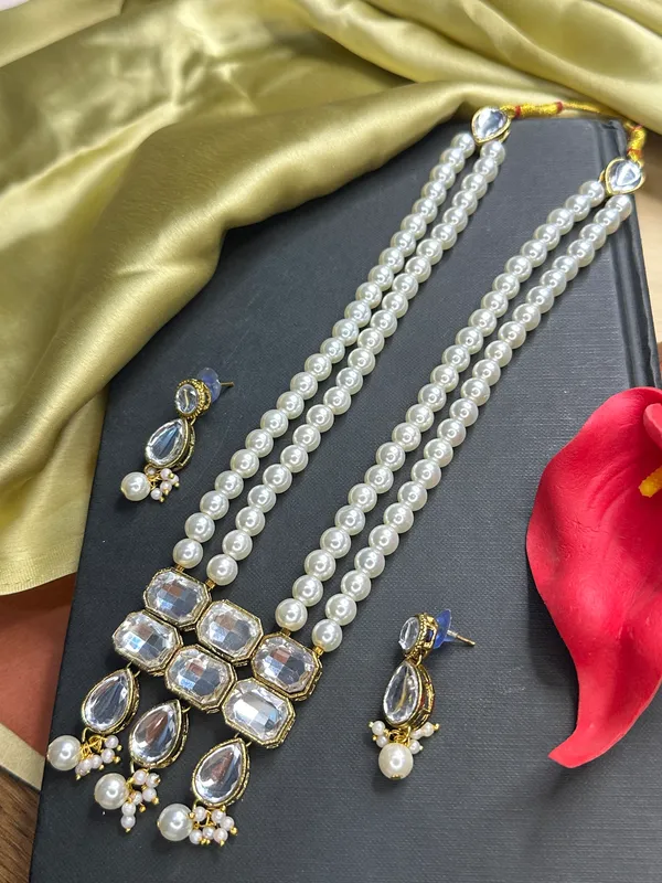 Two_Layer_White_Alloy_Jewellery_Set_For_Women