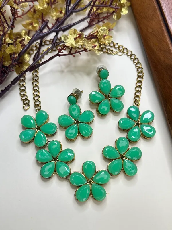 Light_Green_Alloy_Flower_Design_Jewellery_Set_For_Women