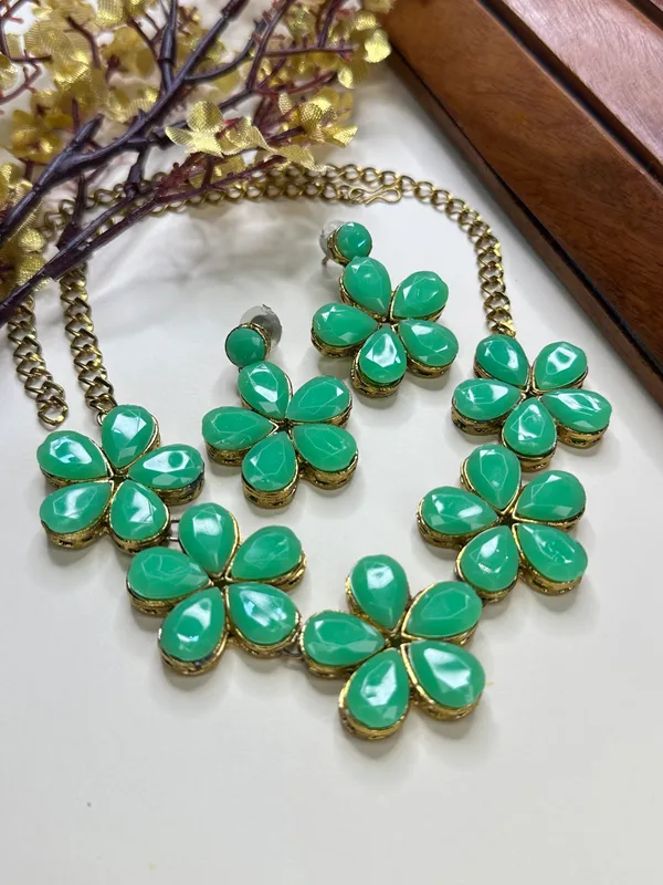 Light_Green_Alloy_Flower_Design_Jewellery_Set_For_Women