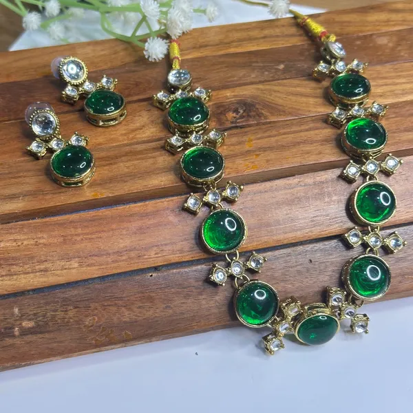 Green_Alloy_Metal_Copper_Plated_Necklace_Set