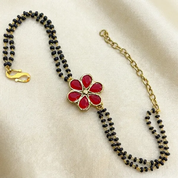 Allure_Fusion_Hand_Mangalsutras