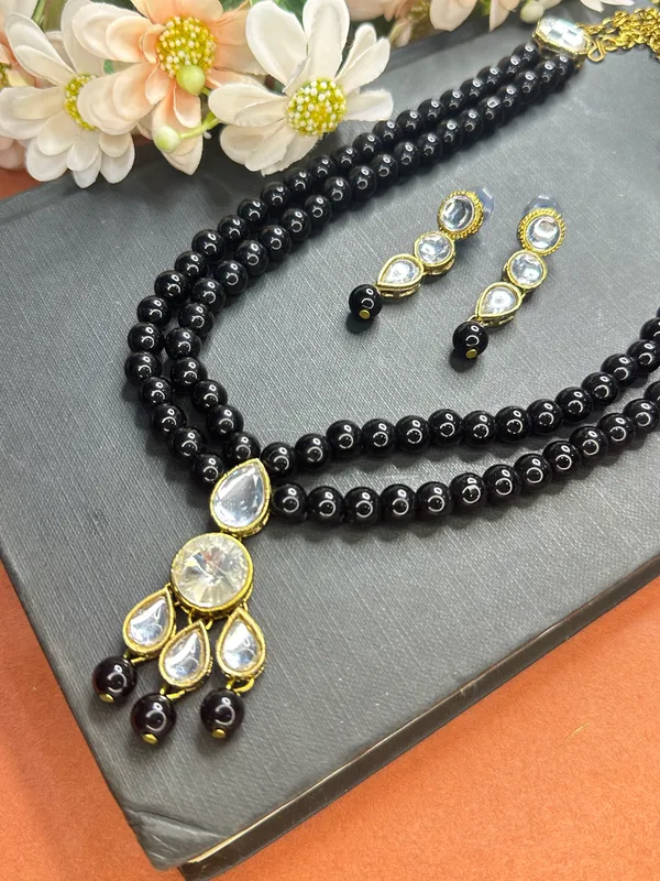 Dhivar_Two_Layer_Black_Alloy_Copper_Jewellery_Set_For_Women