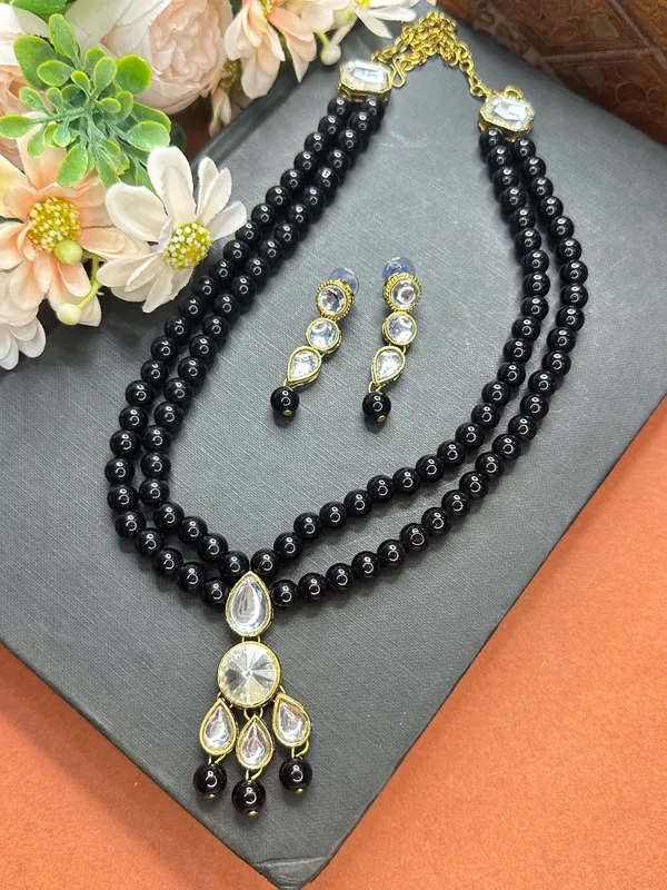 Dhivar_Two_Layer_Black_Alloy_Copper_Jewellery_Set_For_Women