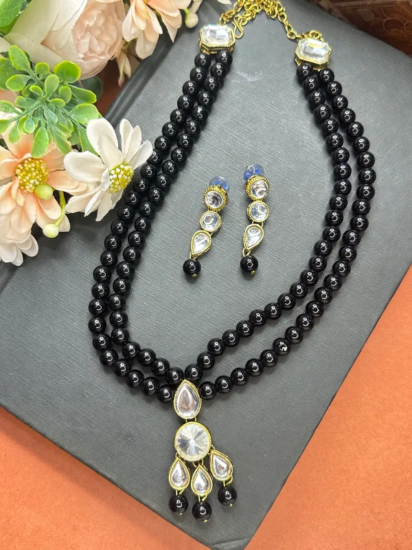 Dhivar_Two_Layer_Black_Alloy_Copper_Jewellery_Set_For_Women