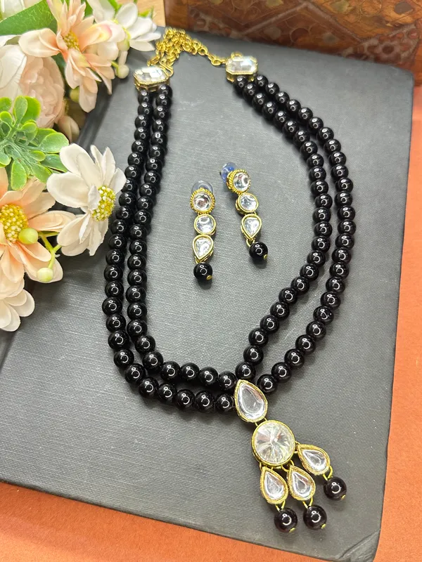 Dhivar_Two_Layer_Black_Alloy_Copper_Jewellery_Set_For_Women