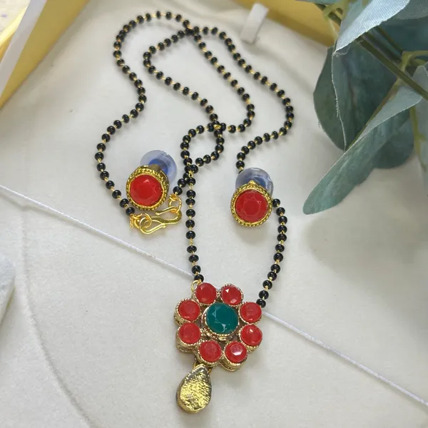 Red_And_Green_Stylish_Fancy_Alloy_Women_Maangtikkas