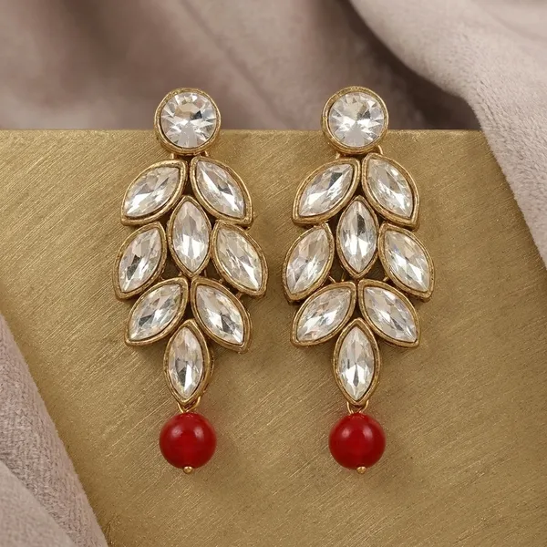 Kundan_And_Alloy_Earring_For_Women