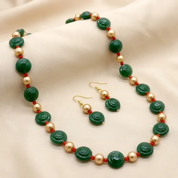 Antique_Green_Beads_Necklace_With_Pearl_Work_For_Women