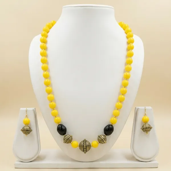 Shimmering_Glittering_Yellow_Beads_Jewellery_Sets_For_Women