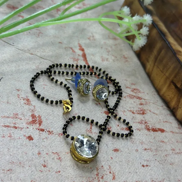 18_Inch_Allure_Fusion_Kundan_Mangalsutra_For_Women