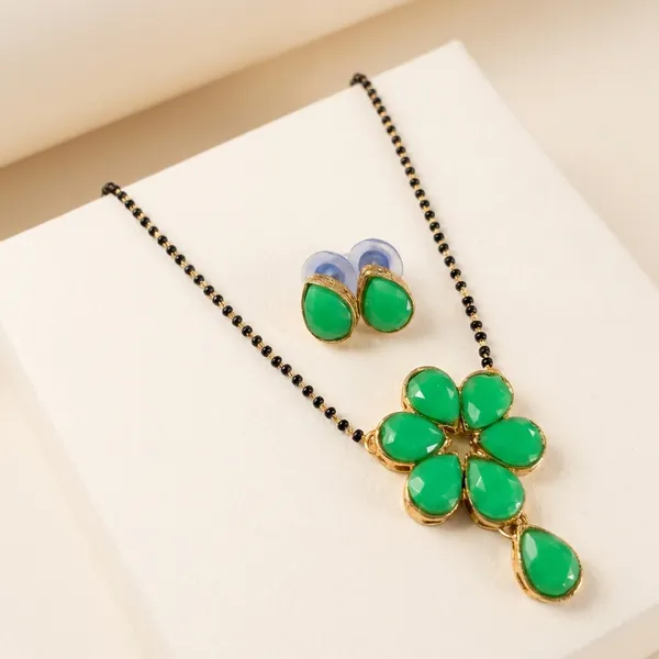 Twinkling_Beautiful_Alloy_Colourful_Mangalsutra_For_Women