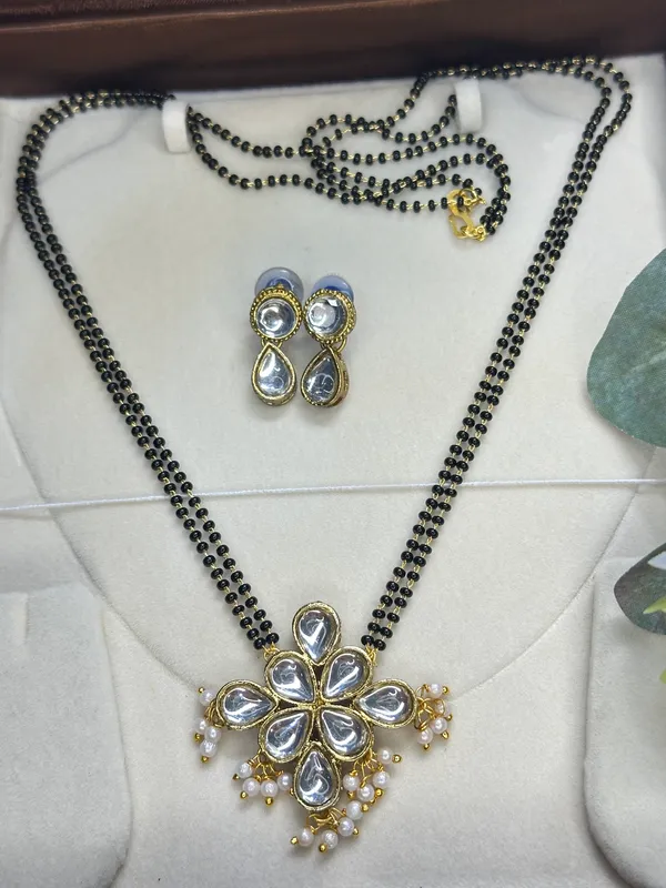 24_Inch_Two_Layer_Twinkling_Beautiful_Alloy_And_Kundan_Mangalsutra_For_Women