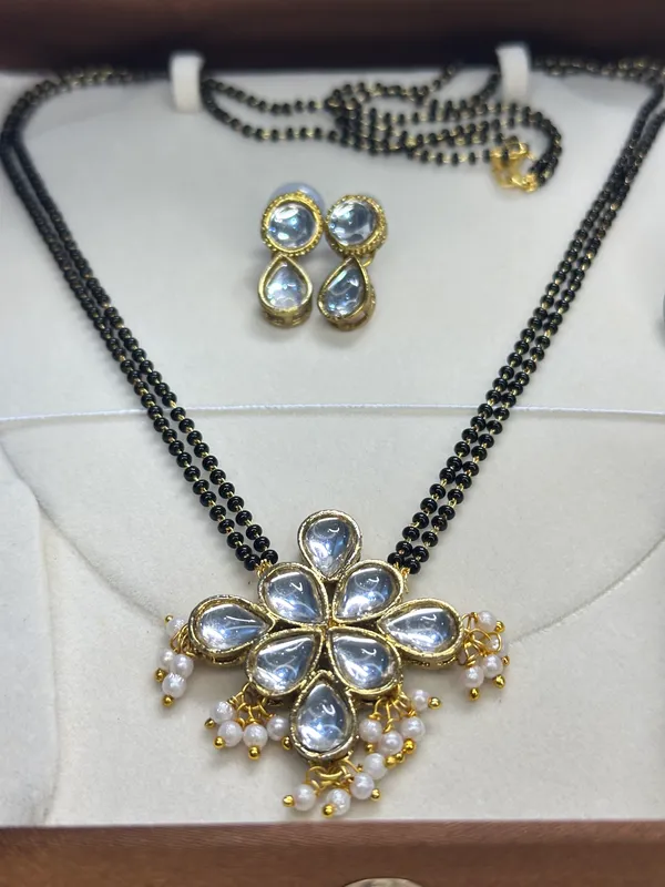24_Inch_Two_Layer_Twinkling_Beautiful_Alloy_And_Kundan_Mangalsutra_For_Women