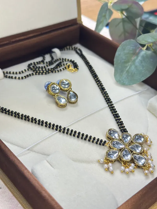 24_Inch_Two_Layer_Twinkling_Beautiful_Alloy_And_Kundan_Mangalsutra_For_Women