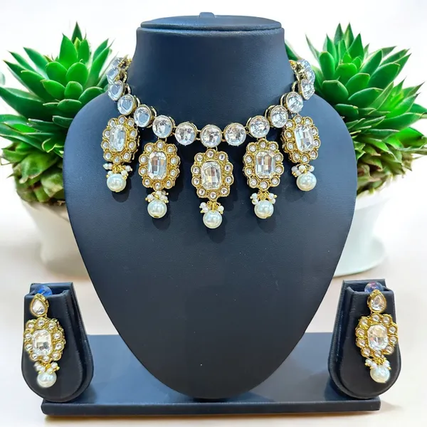 White__Alloy_Copper_Chokar_Jewellery_Set_For_Women
