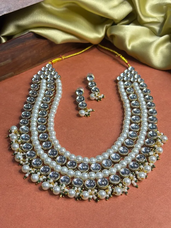 Four_Layer_White_Pearl,_Alloy_Copper_Jewellery_Set_For_Women
