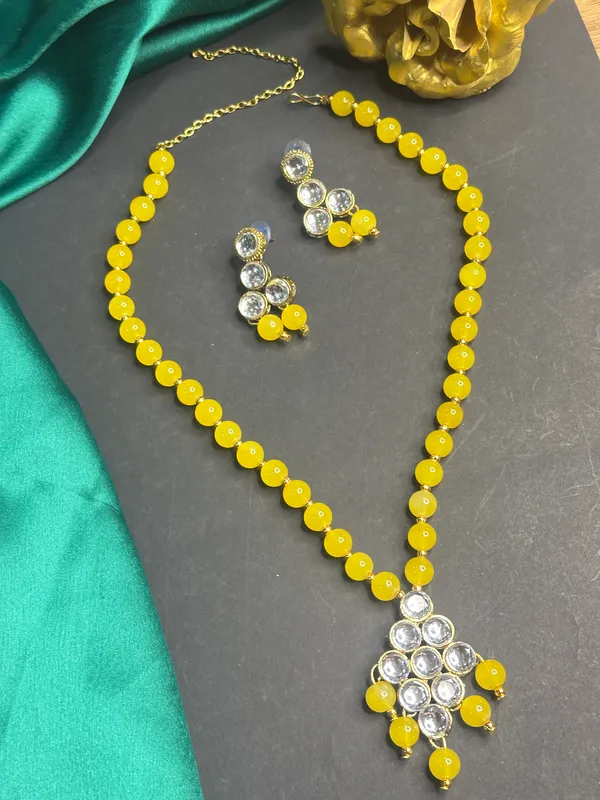 Yellow_Alloy_Copper_Jewellery_Set_For_Women