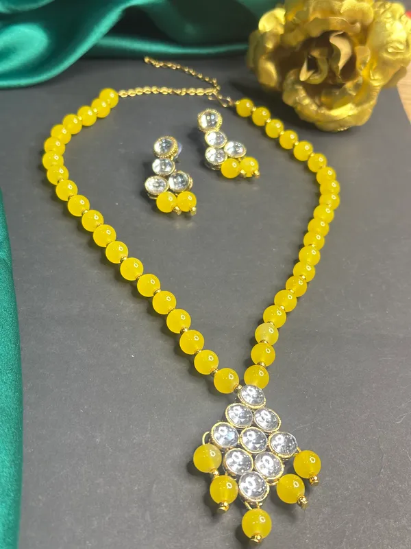Yellow_Alloy_Copper_Jewellery_Set_For_Women