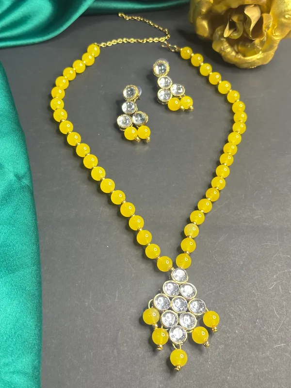 Yellow_Alloy_Copper_Jewellery_Set_For_Women