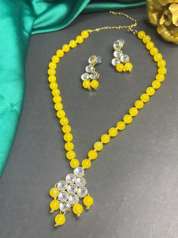 Yellow_Alloy_Copper_Jewellery_Set_For_Women