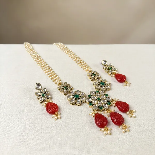 Shimmering_Glittering_Pearl_String_Jewellery_Sets_For_Women