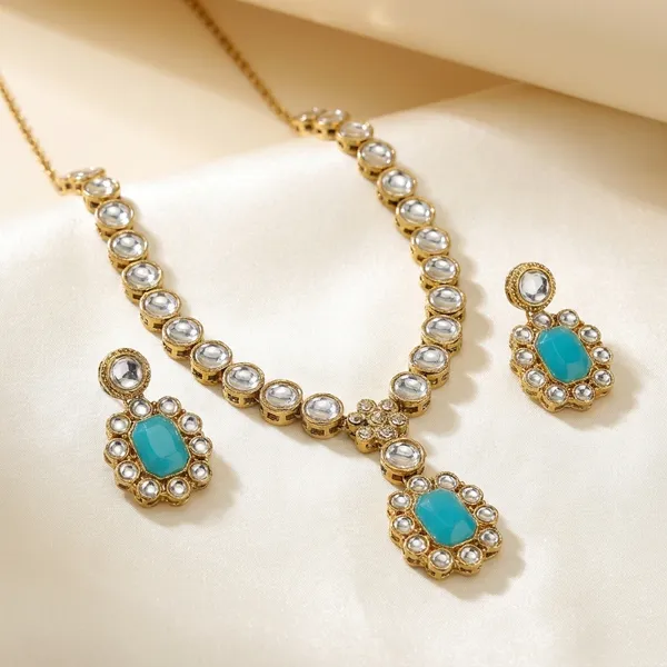 Kundan_And_Alloy_Jewellery_Set_For_Women