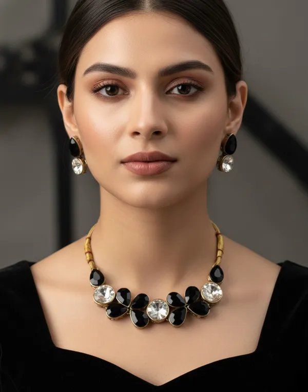 Ebiya_Elegant_Copper_Chokar_Necklace_Sets