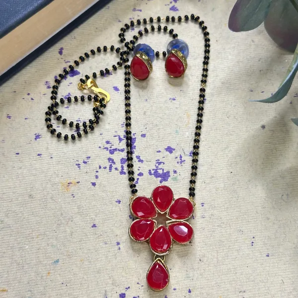 Twinkling_Beautiful_Alloy_Colourful_Mangalsutra_For_Women