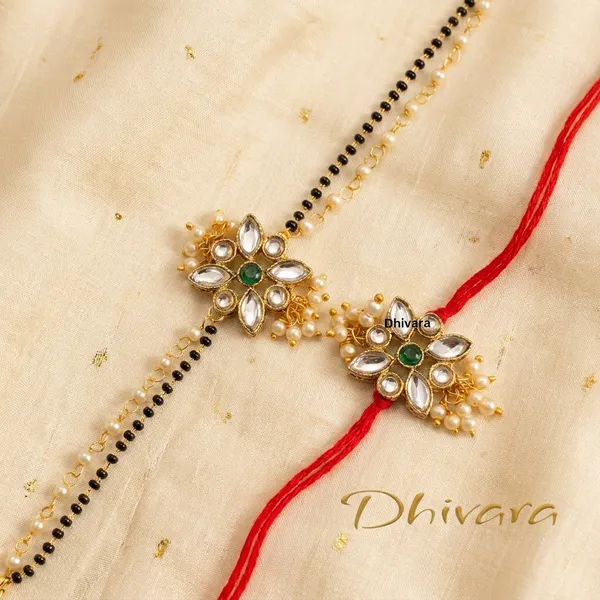 Dhivara_Designer_Bhaiya_Bhabhi_Rakhi_With_Roli_Chawal_(1_Bhabhi_Rakhi_1_Bhaiya_Rakhi,_Roli_Chawal)