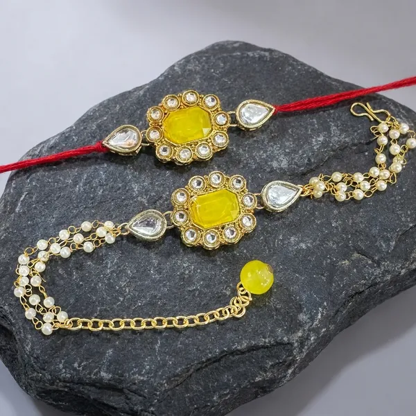 Dhivara_Designer_Bhaiya_Bhabhi_Rakhi_With_Roli_Chawal
