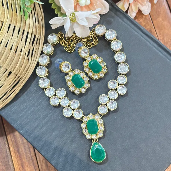 Green_Alloy_Copper_Jewellery_Set_For_Women