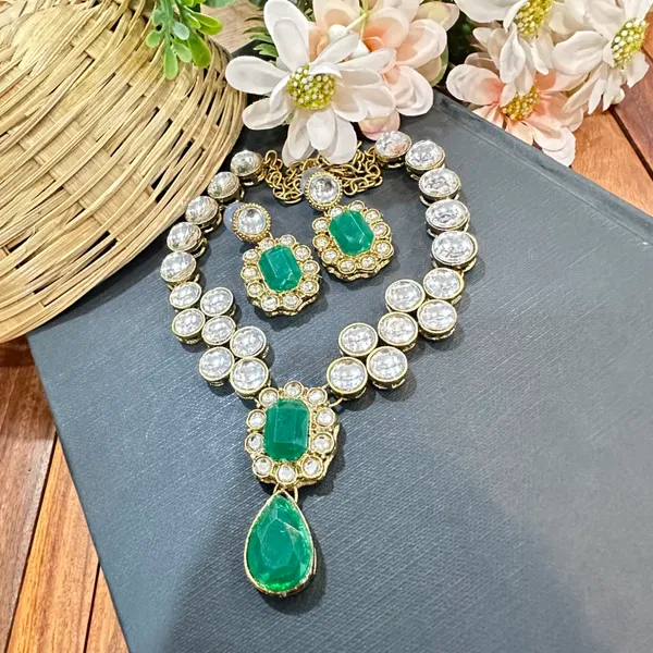 Green_Alloy_Copper_Jewellery_Set_For_Women
