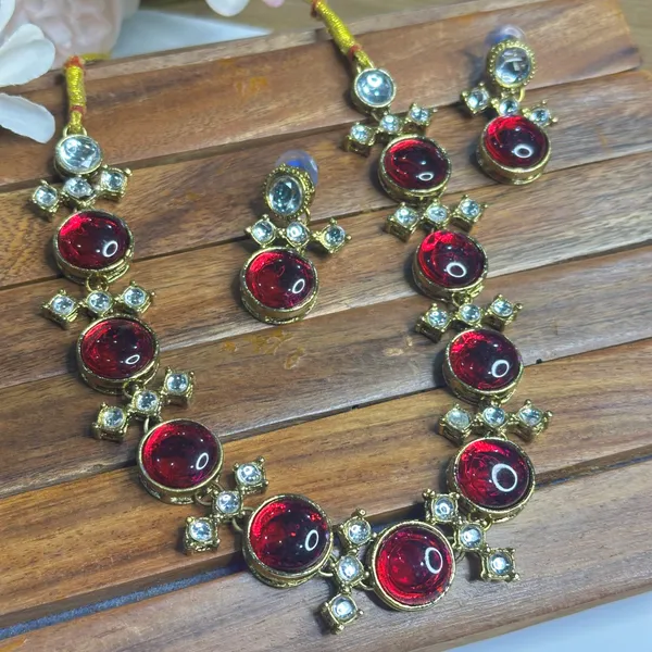 Ruby_Pink_Alloy_Metal_Copper_Plated_Necklace_Set